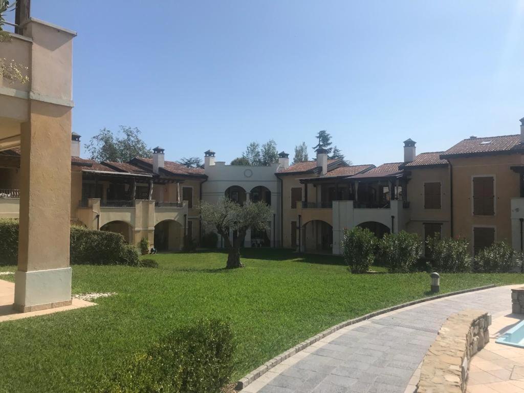 Luxury Apartments - Le Fate - Residence With Pool Manerba del Garda Bagian luar foto
