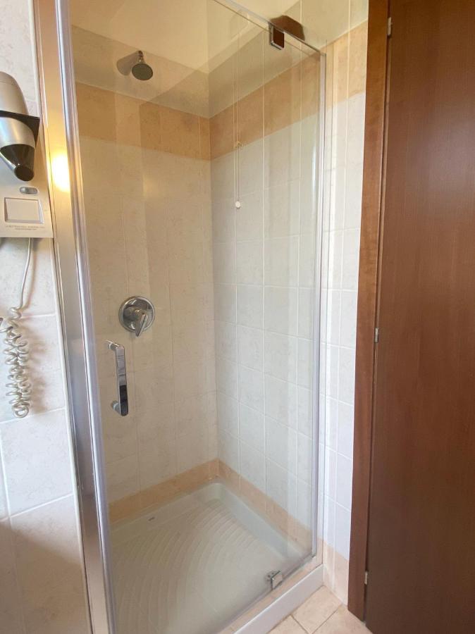 Luxury Apartments - Le Fate - Residence With Pool Manerba del Garda Bagian luar foto