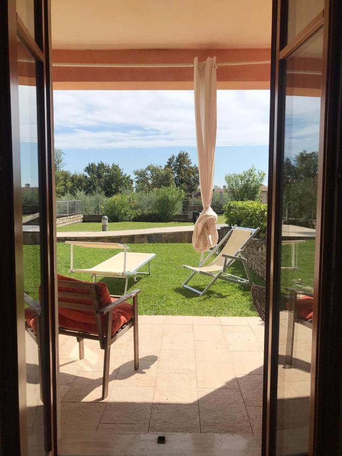 Luxury Apartments - Le Fate - Residence With Pool Manerba del Garda Bagian luar foto