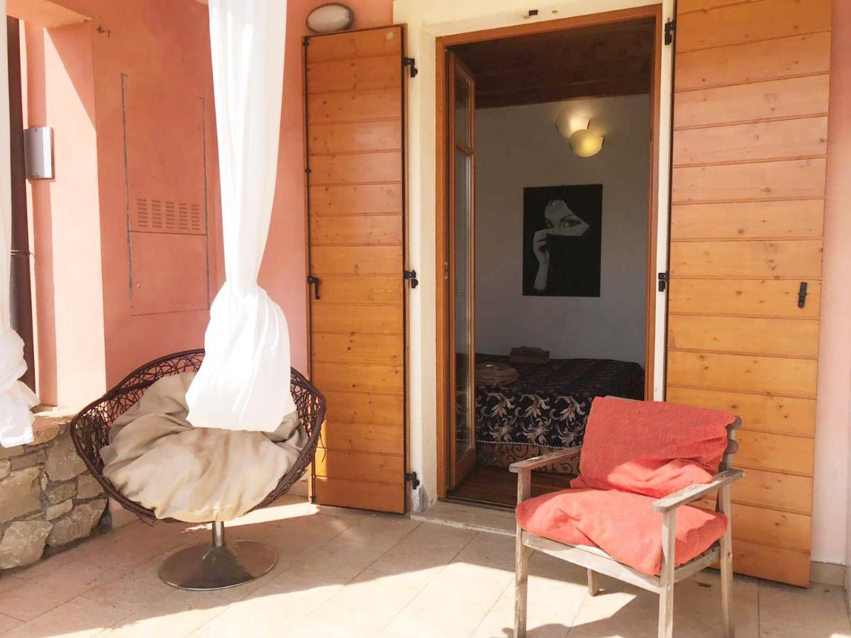 Luxury Apartments - Le Fate - Residence With Pool Manerba del Garda Bagian luar foto