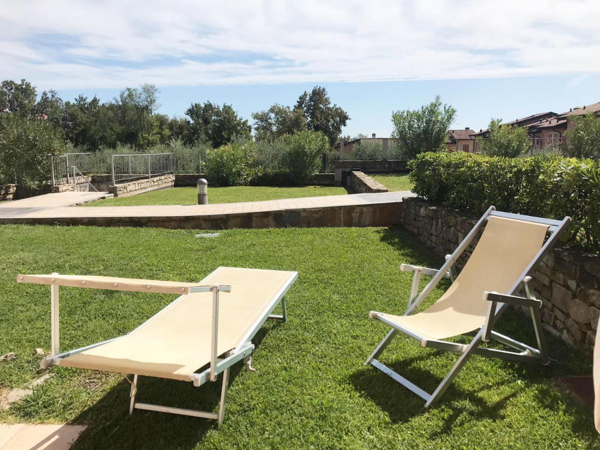 Luxury Apartments - Le Fate - Residence With Pool Manerba del Garda Bagian luar foto